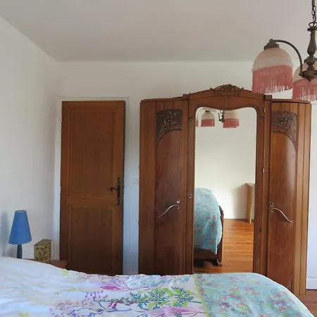 Prázdninový dům Maison Et Moulin A Eau Entre 2 Rivieres Dans Parc Animalier *